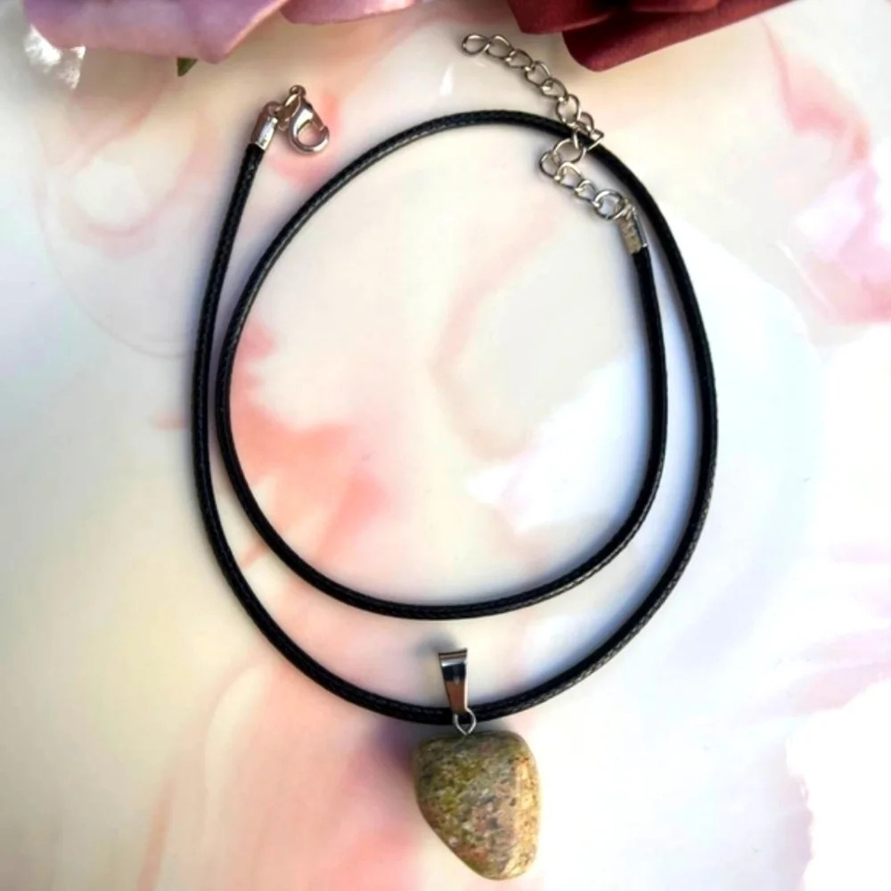 Natural Stone Pendant Necklace
